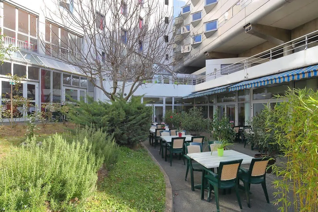 Cis Kellermann Otel