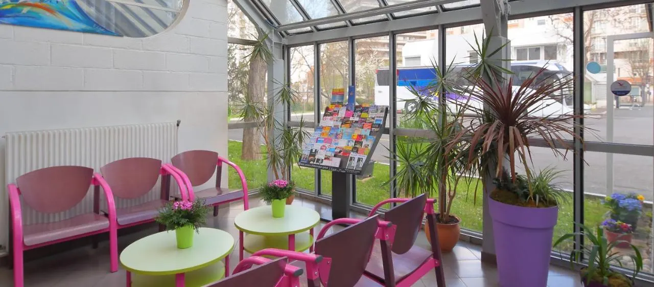 Cis Kellermann Otel Paris