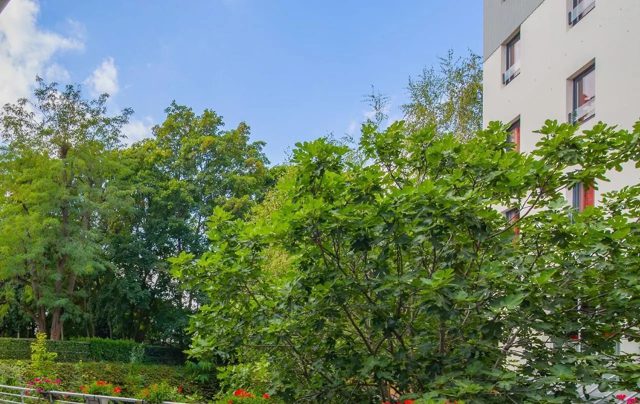 Cis Kellermann Otel 2*