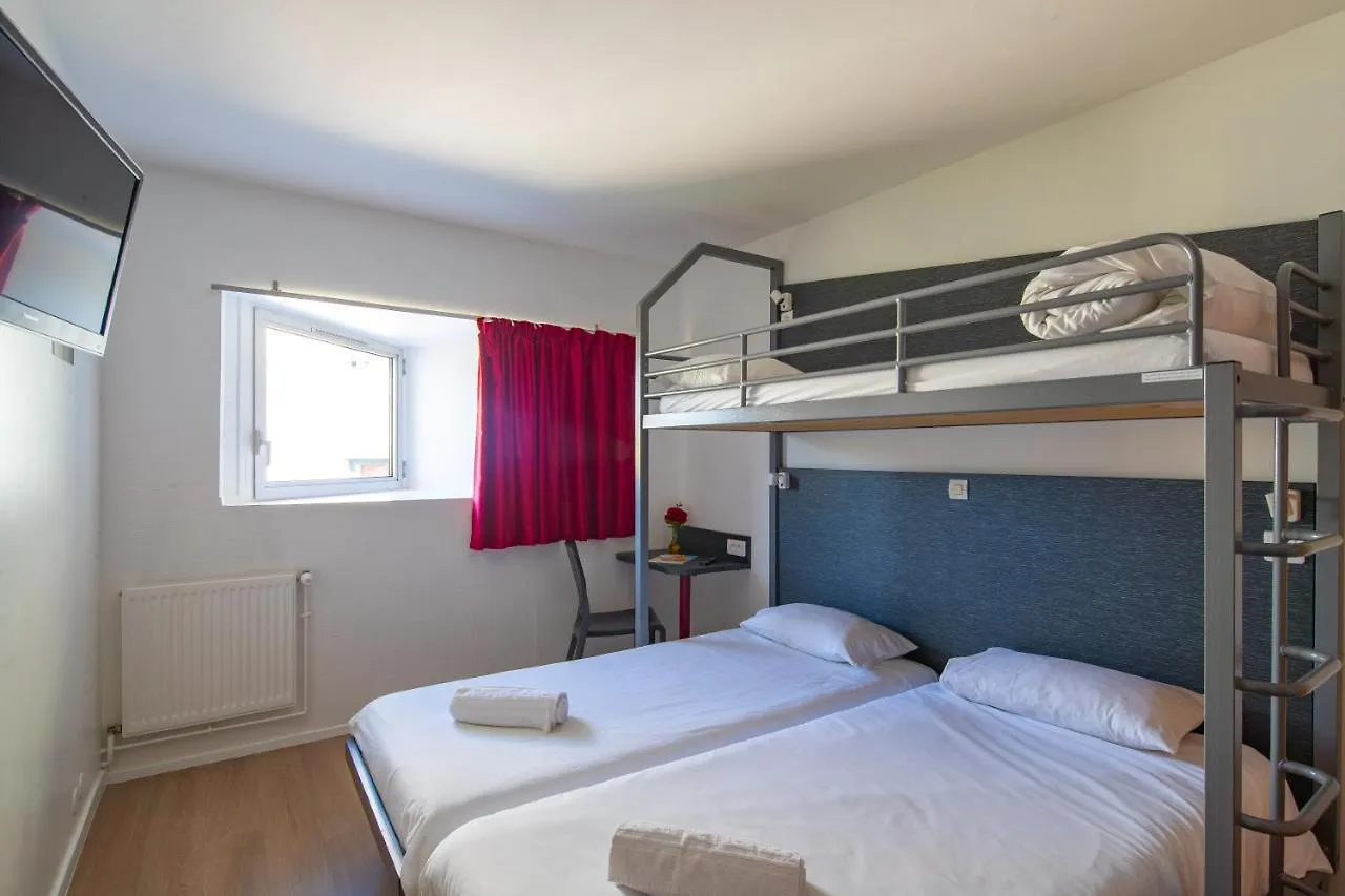Cis Kellermann Otel Paris